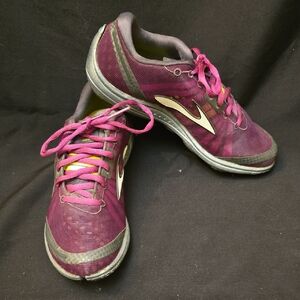 Brooks Pureconnect Women's Maroon Athletic Sneakers with White Swoosh Accent